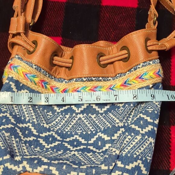 Claire's tassel dre string bucket bag crossbody purse Boho - Picture 9 of 11